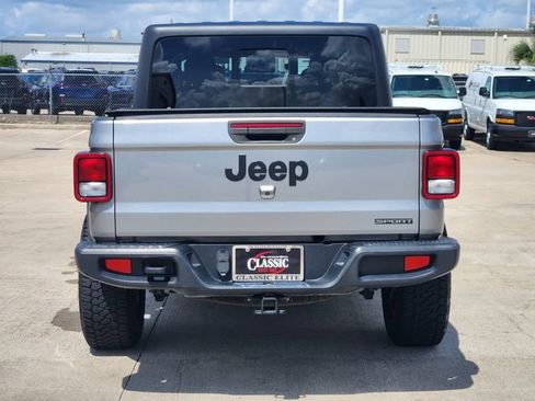 Used 2020 Jeep Gladiator Sport w/ Quick Order Package 24S AWD/4WD image 6