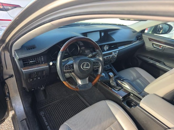 Used 2016 Lexus ES 350 FWD image 10