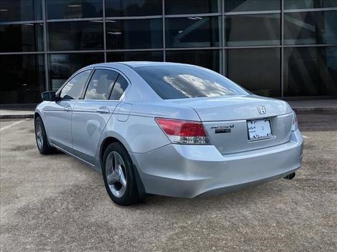 Used 2010 Honda Accord EX image 3