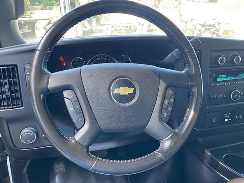 Used 2020 Chevrolet Express 3500 Extended w/ Driver Convenience Package RWD image 23