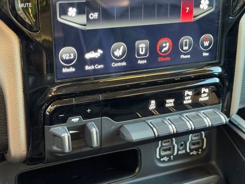 Used 2021 RAM 1500 Laramie image 27