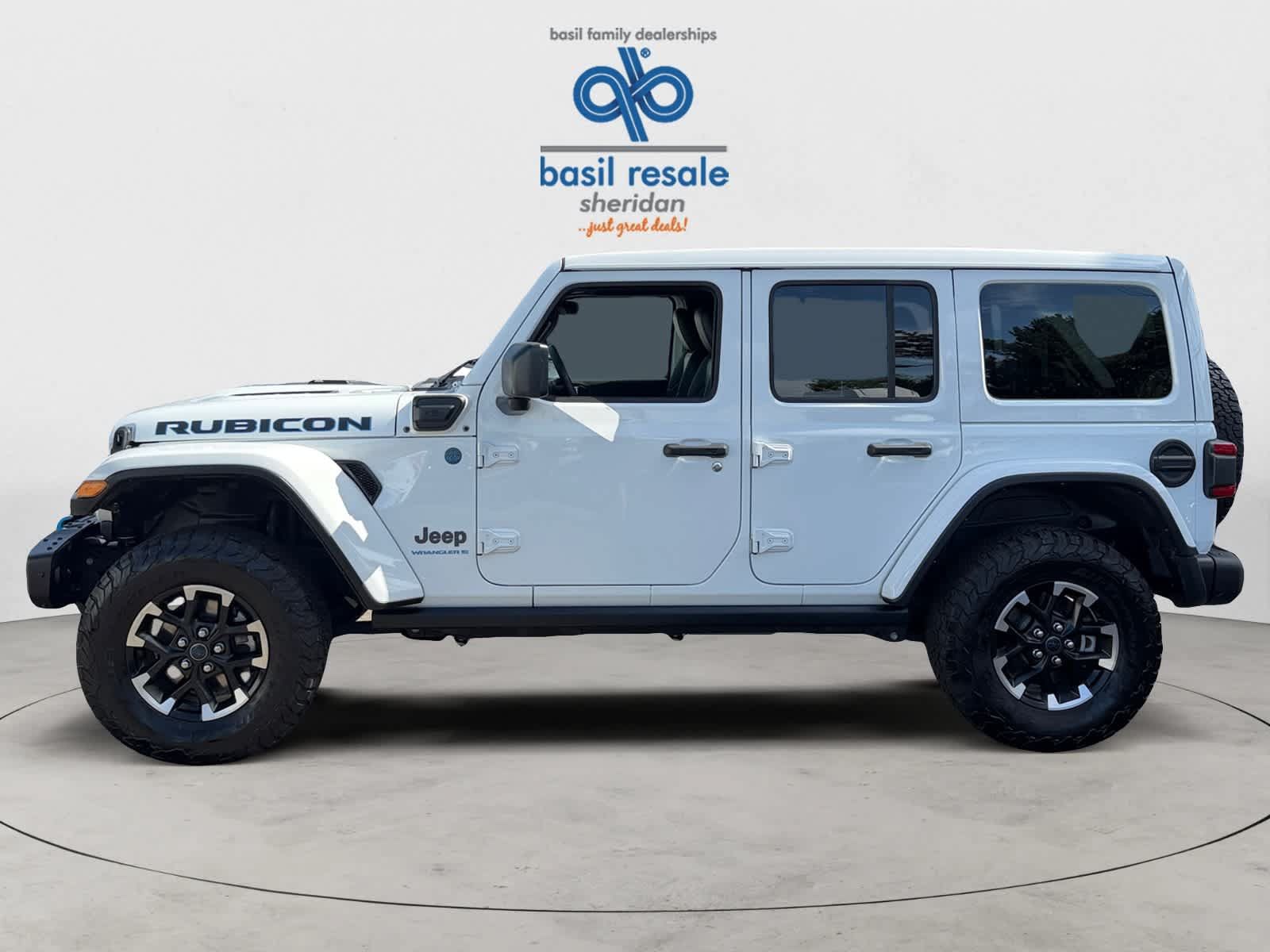 Used 2024 Jeep Wrangler Unlimited Rubicon 4xe AWD/4WD image 3