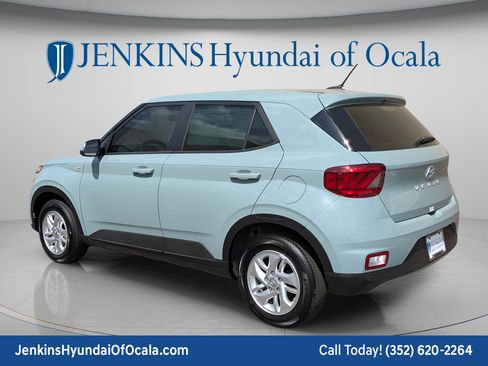 New 2026 Hyundai Venue SE FWD image 6