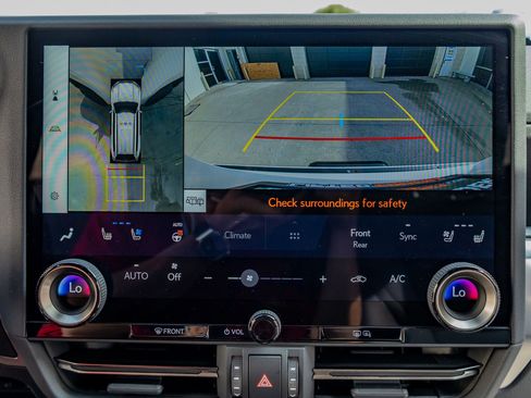 Used 2026 Lexus GX 550 w/ Accessory Package (2T) image 26