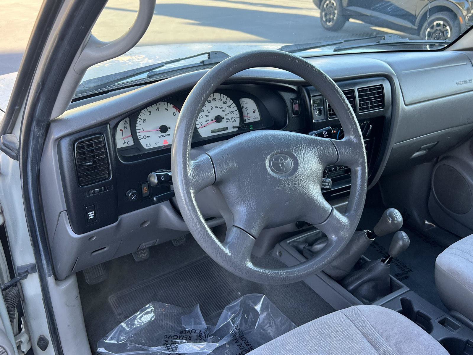 Used 2003 Toyota Tacoma 4x4 Xtracab V6 image 2
