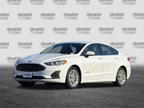 Used 2019 Ford Fusion SE image 9