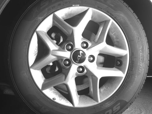 Used 2025 Kia Soul LX w/ LX Technology Package FWD image 19