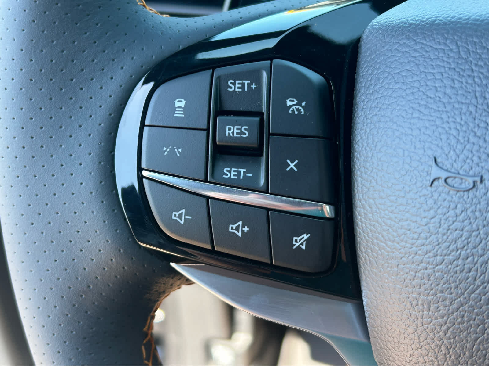 New 2026 Ford Explorer Tremor w/ Tremor Ultimate Package AWD/4WD image 28
