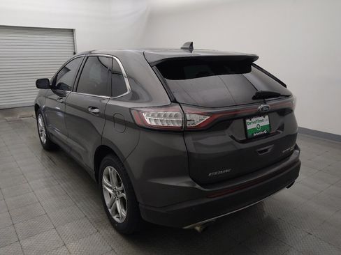 Used 2018 Ford Edge Titanium w/ Technology Package FWD image 5