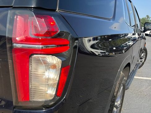 Used 2022 Chevrolet Tahoe LT w/ LT Signature Plus Package AWD/4WD image 37