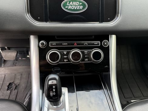 Used 2015 Land Rover Range Rover Sport HSE image 43