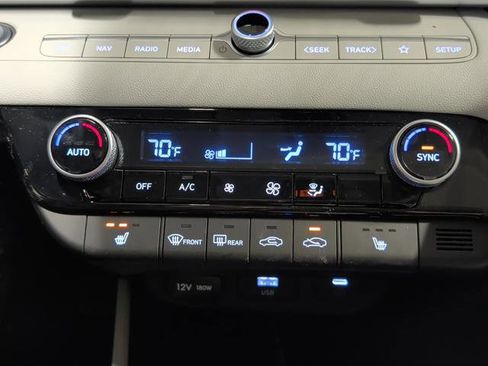 New 2026 Hyundai Elantra Limited FWD image 20