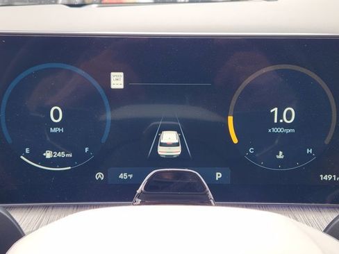 Certified 2025 Hyundai Santa Fe Calligraphy image 15