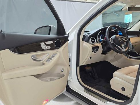 Certified 2020 Mercedes-Benz GLC 300 image 19