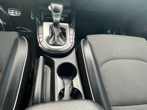 Used 2022 Kia Forte GT-Line image 29