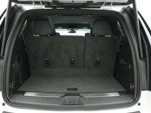 Used 2022 Chevrolet Tahoe RST w/ Luxury Package AWD/4WD image 22