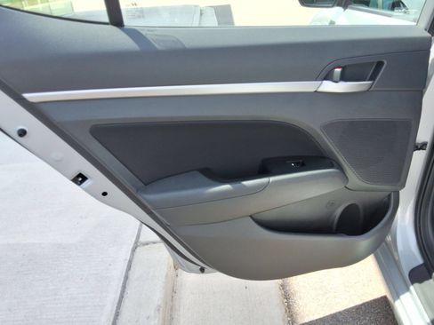 Used 2020 Hyundai Elantra Value Edition w/ Cargo Package (C1) FWD image 23