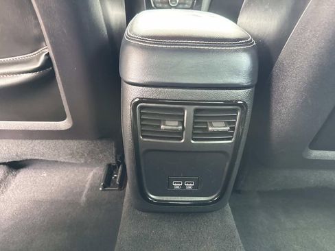 Used 2023 Chrysler 300 S RWD image 20