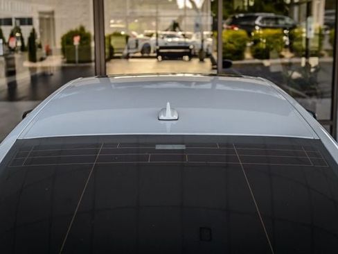 Used 2021 Maserati Quattroporte S GranSport Q4 AWD/4WD image 10