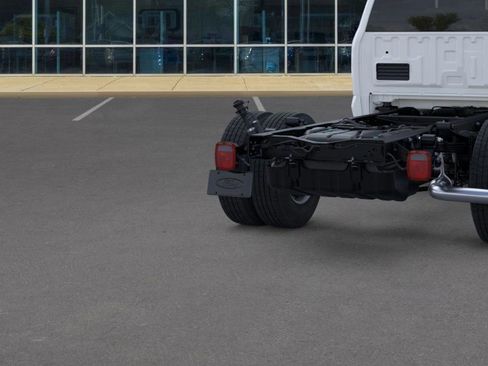 New 2025 Ford F350 XL w/ XL Chrome Package image 21
