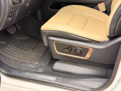 Used 2019 RAM 1500 Limited AWD/4WD image 21