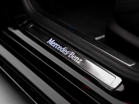 Used 2023 Mercedes-Benz S 500 4MATIC image 55