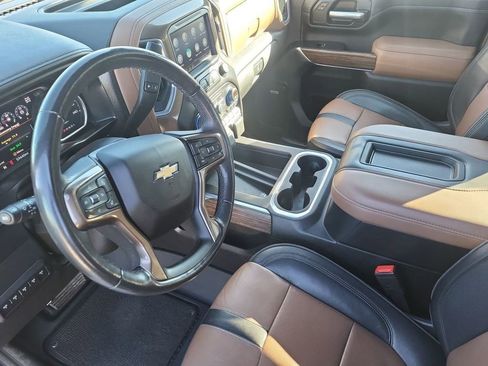Used 2021 Chevrolet Silverado 2500 High Country w/ Z71 Off-Road Package image 16