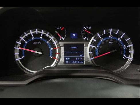Used 2019 Toyota 4Runner TRD Off-Road Premium AWD/4WD image 8
