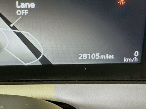 Used 2024 Nissan Ariya FWD image 18
