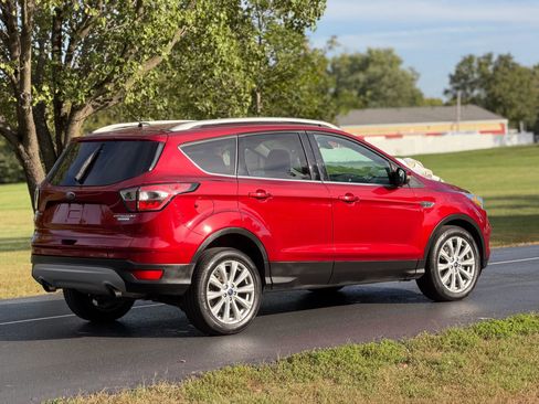 Used 2017 Ford Escape Titanium image 7