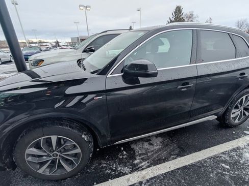 Used 2022 Audi Q5 2.0T Premium Plus w/ Premium Plus Package image 2