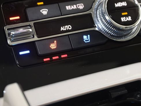 Used 2023 Lincoln Navigator Black Label image 8