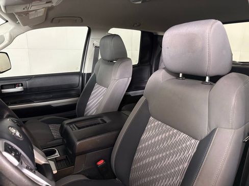 Used 2019 Toyota Tundra SR5 w/ SX Package AWD/4WD image 17