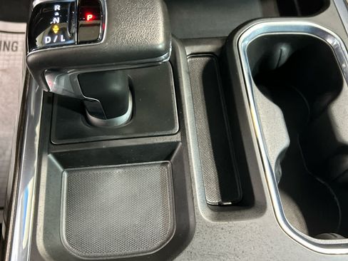 Used 2022 Chevrolet Silverado 1500 RST AWD/4WD image 7