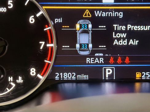 Used 2023 Nissan Altima 2.5 SV w/ SV Premium Package image 17