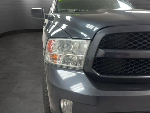 Used 2018 RAM 1500 Express w/ Express Value Package RWD image 29