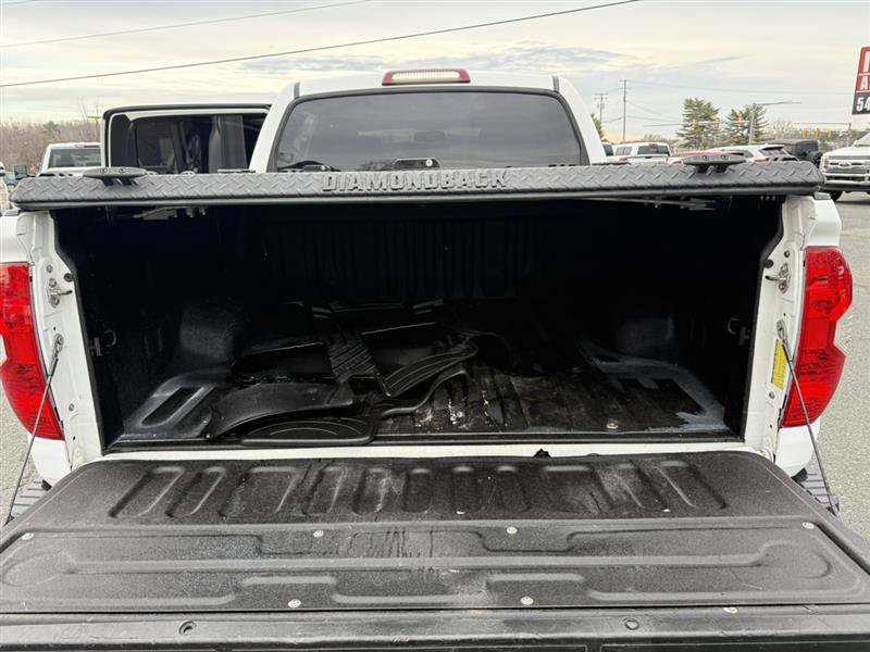 Used 2017 Toyota Tundra Limited w/ Limited Premium Package AWD/4WD image 18