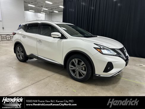 Used 2019 Nissan Murano Platinum image 1