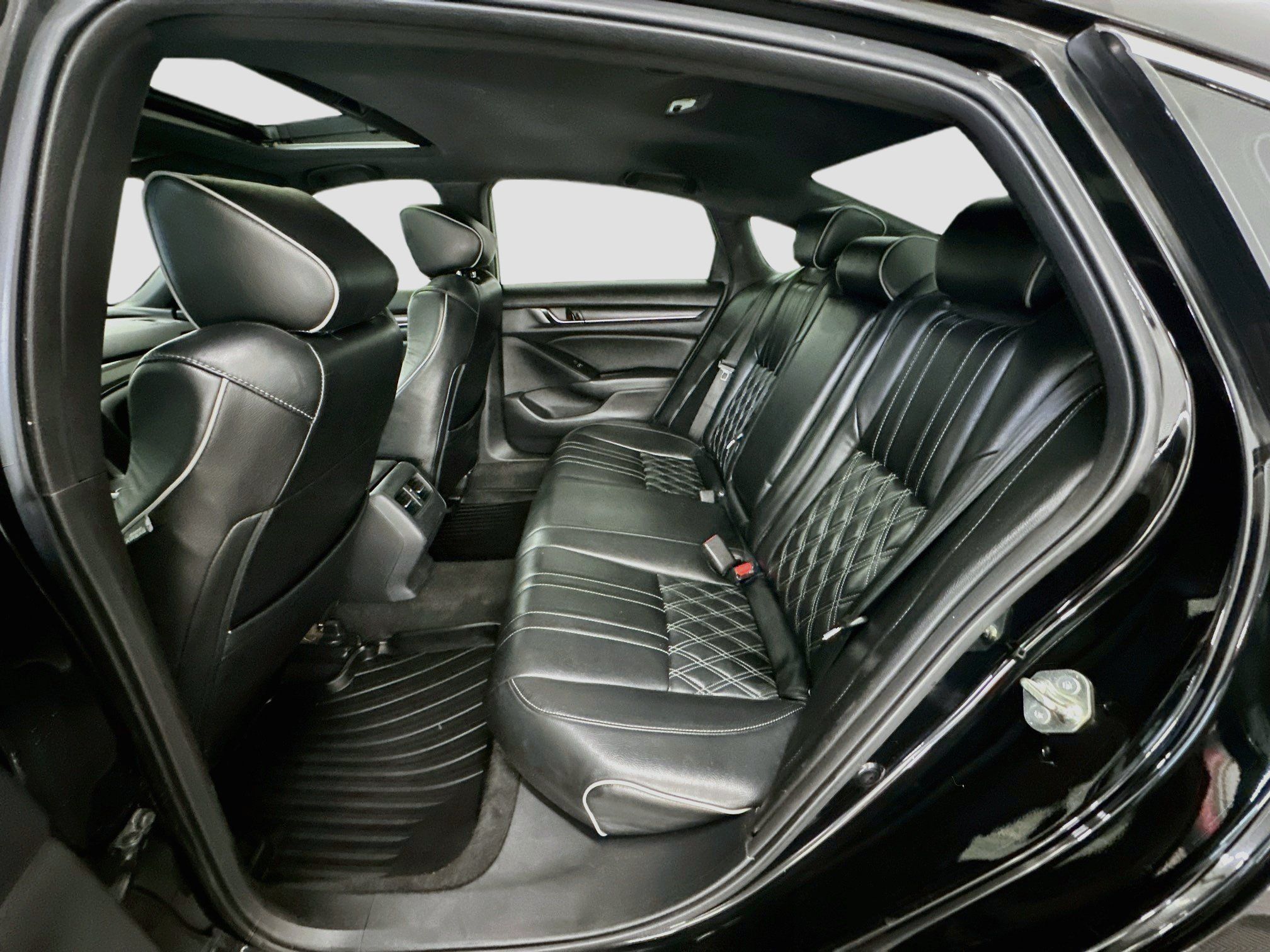 Used 2020 Honda Accord Sport image 29