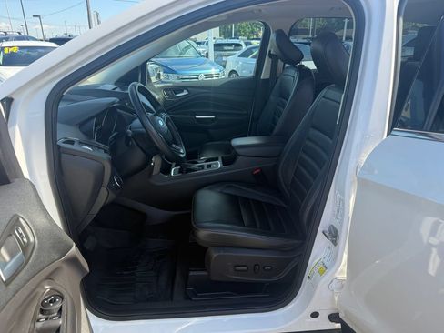 Used 2018 Ford Escape SEL w/ Ford Safe & Smart Package AWD/4WD image 24