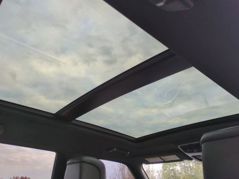 Used 2018 Land Rover Range Rover Long Wheelbase Supercharged image 22