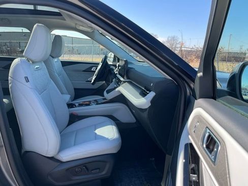 New 2026 Ford Explorer Platinum w/ LUX Leather Package image 15