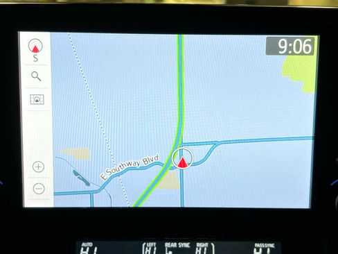 Used 2024 Toyota Sienna XLE w/ XLE Plus Package image 29