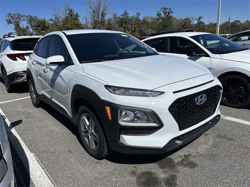 Used 2018 Hyundai Kona SE image 6