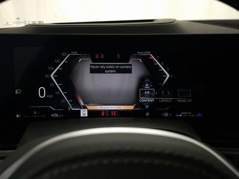 Used 2026 BMW X5 xDrive40i w/ Executive Package image 17