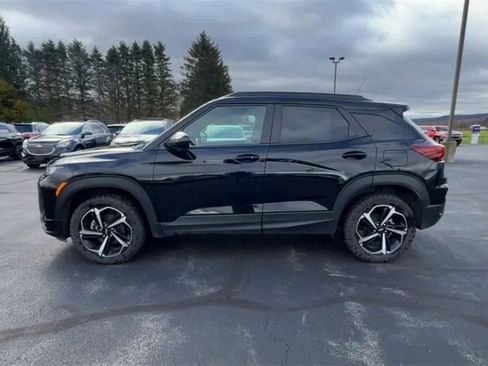 Certified 2023 Chevrolet TrailBlazer RS w/ Convenience Package image 5