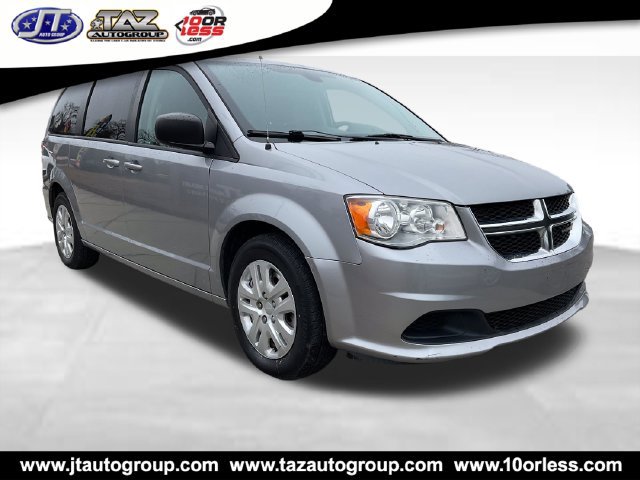 Used 2018 Dodge Grand Caravan SE w/ UConnect Hands-Free Group FWD image 1