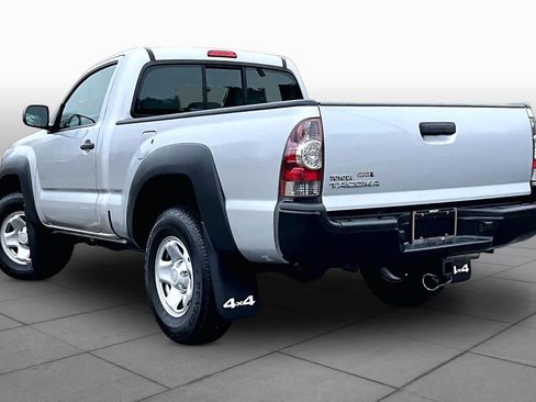 Used 2011 Toyota Tacoma 4x4 Regular Cab image 5