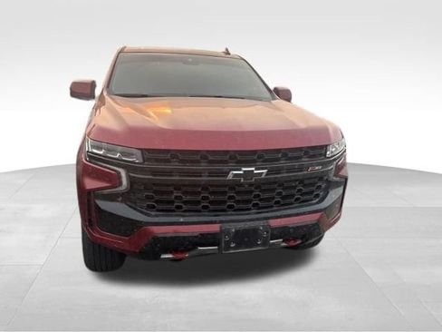 Used 2023 Chevrolet Tahoe Z71 w/ Luxury Package AWD/4WD image 3
