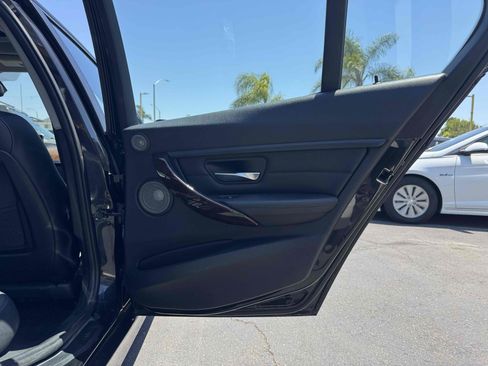 Used 2014 BMW 335i Sedan RWD image 21